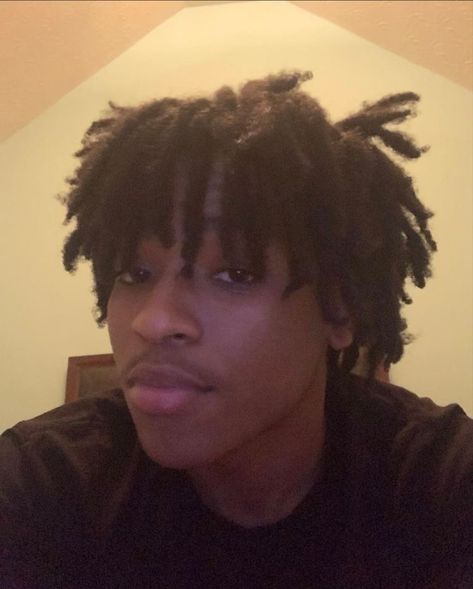 Black Dreads, Dread Heads, Cute Dreads, Dreadlock Hairstyles For Men, Light Skin Men, Dark Skin Boys, Dark Skin Men, Black Men Hairstyles, Cute Black Guys