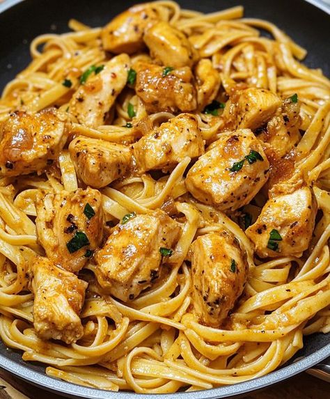 Cowboy Butter Sauce, Chicken Linguine, Cajun Recipes Authentic, Cowboy Butter, Stews And Casseroles, Linguine Recipes, Chicken Spaghetti Recipes, Chef Gordon Ramsay, Chef Gordon