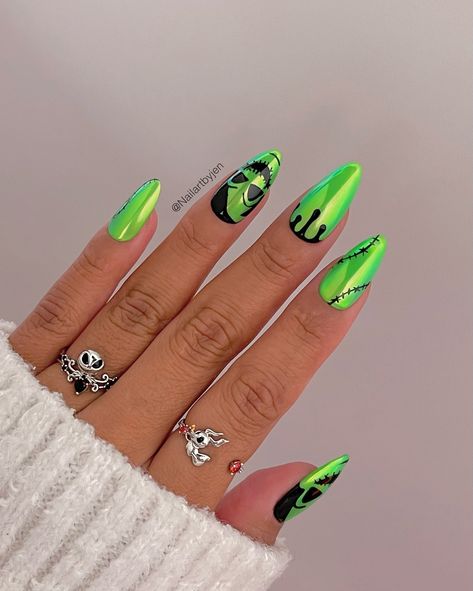 Neon Glazed Oogie Boogie nails 💚🕸️🪲 by @nailartbyjen ⁠ Follow her for more nail inspo 💕😍 and show your love in the comment👇 Oogie Boogie Nail Art, Boogie Nails, Oogie Boogie Nails, Oogie Boogie, Acrylic Nail Designs, Cute Nails, Nail Inspo, Acrylic Nails, Nail Designs