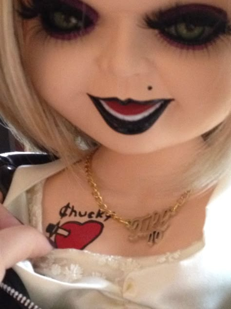 Chucky Bride Of Chucky Makeup Black Women, Painted Makeup, Seed Of Chucky, Chucky Makeup, Tiffany Chucky, Tiffany Bride Of Chucky, Tiffany Costume, Chucky And Tiffany, Tiffany Bride