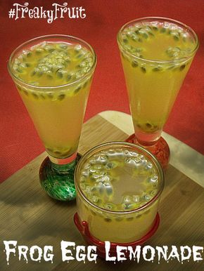 Spooky Frog Egg Lemonade for Halloween Coktail Halloween, Halloween Drink For Kids, Frog Egg, Fear Factor Party, Halloween Meals, Halloween Brew, Frog Eggs, Creepy Food, Kids Halloween Food