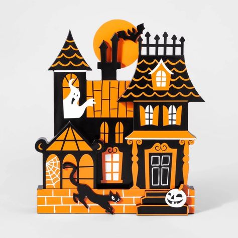 Festive Halloween Decor, Halloween Haunted House Decorations, Target Halloween, Haunted House Halloween, Casa Halloween, Adornos Halloween, Spooky House, Putz Houses, Vintage Halloween Decorations