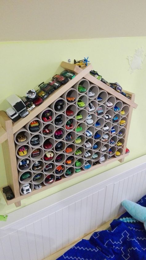 Toy Car Storage, Diy Bathroom Furniture, Diy Furniture For Small Spaces, Pallet Furniture Living Room, Diy Apartment Furniture, Diy Baby Furniture, Furniture Small Spaces, Diy Furniture Hacks, Pallet Furniture Bedroom