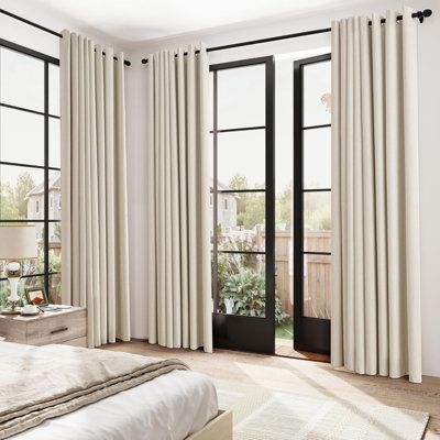 Window drapes