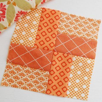 Brick Path, Modern Quilt Blocks, Quilt Square Patterns, Bantal Sofa, Jelly Rolls, Beginner Quilt Patterns, Jellyroll Quilts, Fabric Coasters, Easy Quilt Patterns