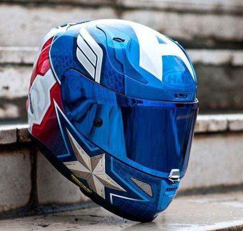 Captain America Motorcycle, Captain America Images, Captain America Helmet, Custom Helmet Design, Bike Helmet Design, Airbrushed Helmets, Custom Motorcycle Helmet, Hjc Helmets, Motorcycle Helmet Design