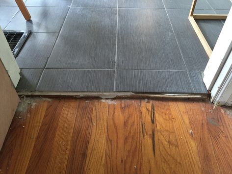 flooring - How do I transition from a wood floor to tile that has a 1-1/4" height difference? - Home Improvement Stack Exchange Tile To Wood Floor Transition, Wood Floor Transition, Tile To Wood Transition, Floor Transition, Wood Floor Installation, Transition Flooring, Entryway Tile, Transition Strips, Wood Floor Design