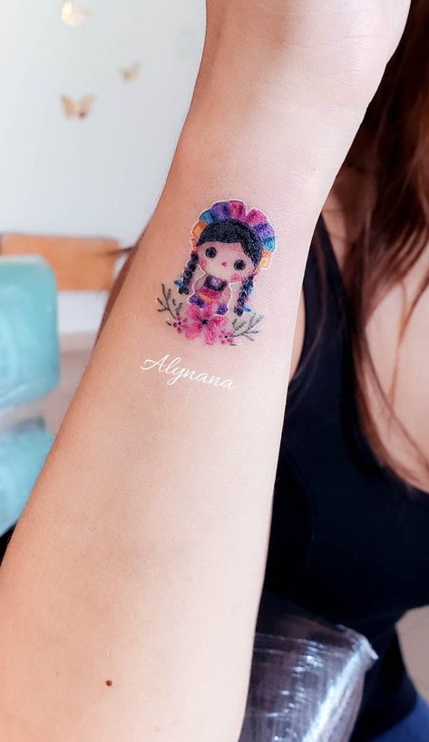 Mexican Embroidery Tattoo Ideas, Mexican Folk Tattoo, Mexican Doll Tattoo, Mexican Folk Art Tattoos, Mexican Inspired Tattoos For Women, Small Mexican Tattoo For Women, Tattoo Muñeca, Mexican Embroidery Tattoo, Mexican Tattoo For Women