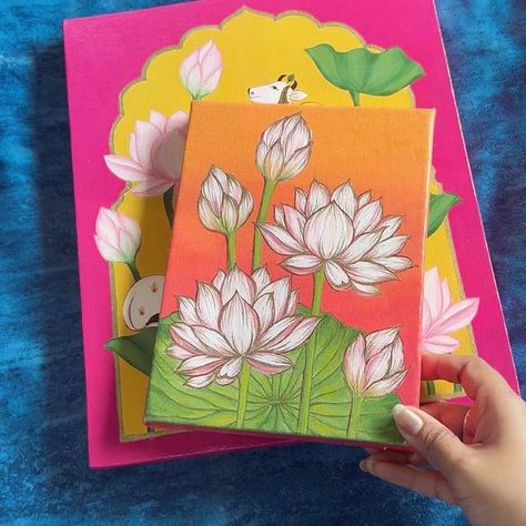 Ojaswini Kambli | All you bookmark lovers, DM and I’ll send this template 🫶🏻 #handmade #art #artgallery #artistsoninstagram #book #books #bookmarks #artist… | Instagram Bookmarks Handmade Painting, Krishna Bookmark, Madhubani Bookmarks, Bookmarks Acrylic Paint, Gond Art Bookmark, Vinyl Art Paint, Indian Artwork, Travel Art Journal, Art Decor Diy