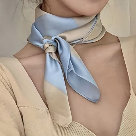 Square Scarf Outfit, Satin Head Wrap, Summer Chique, Silk Scarf Outfit, Bandana Women, Old Money Aesthetics, Silk Handkerchief, Tie A Scarf, Hair Style Korea