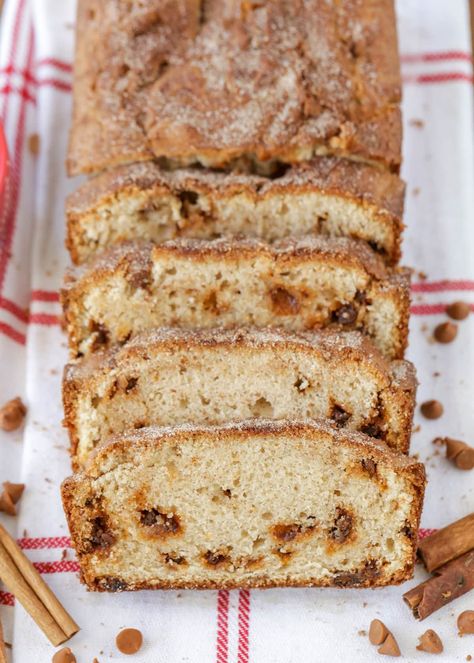 This Snickerdoodle Bread is so delicious and easy (no yeast involved)! It's filled with cinnamon chips and topped with cinnamon and sugar! #snickerdoodlebread #snickerdoodle #cinnamonbread #snickerdoodles #easybread Apple Cider Pound Cake, Snickerdoodle Bread, Recipe Using Apples, Easy Pound Cake, Best Apple Cider, Bread Loaves, Xmas Candy, Crazy For Crust, Apple Cider Recipe