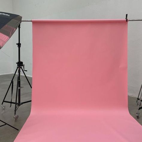 Pink Backdrop, Studio Backdrops, Photoshoot Themes, Studio Photoshoot, Studio Shoot, Business Inspiration, Textiles Fashion, Hair Photo, Digital Art Tutorial