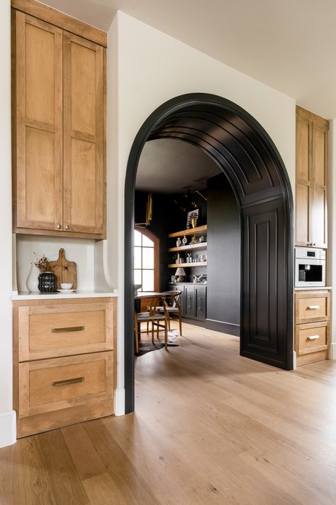 Arch Ways In Home, Arch Into Kitchen, Arched Hallway, Arch Ways, Arch Way, Archways In Homes, Dream House Interior, House Goals, Home Reno