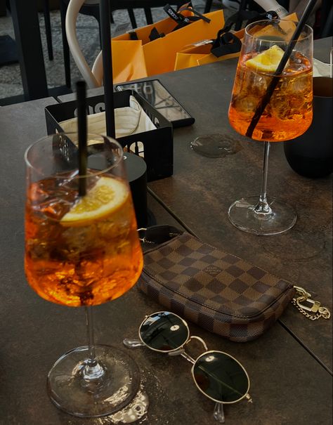 #aperolspritz #louisvuittonhandbags #sicily Aperol Spritz Aesthetic, Pretty Cocktails, Cute Snacks, Second Love, Pretty Drinks, Instagram Photo Ideas Posts, London Photos, Italian Summer, Aperol Spritz