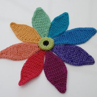 Crochet Giant Flower, Giant Flowers, Big Flowers, Free Patterns, Free Pattern, Yarn, Crochet, Flowers, Pattern