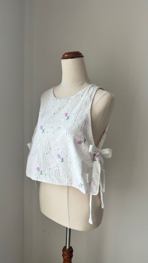 Handmade tie top #tietop #handmade #sewing #fashion #ribbon #bow #shirt #aesthetic #coquette #cute #fabric #tietop #top #flowers #sewingproject #sewingaddict #sewinghack Ruffle Shirt Pattern, Tie Top Sewing Pattern, Tops To Sew, Napkin Top, Side Tie Top, Cotton Tops Designs, Top Flowers, Tie Up Shirt, Elegant Summer Outfits