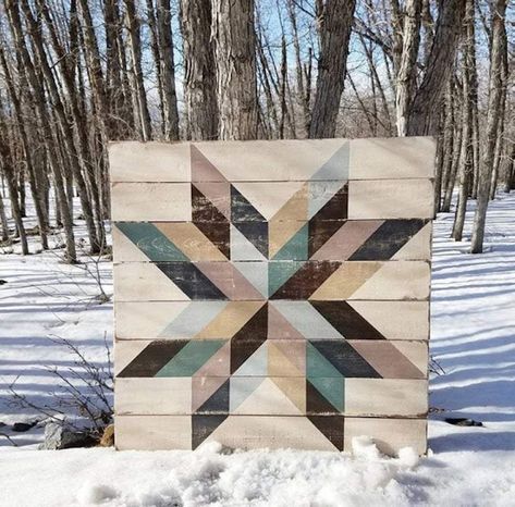 Tweetle Dee Design Co.: Winter Texas Star & Homesteader Star Patterns Painted Barn Quilts, Barn Quilt Designs, Barn Art, Reclaimed Wood Wall Art, Barn Quilt Patterns, Texas Star, Art Stone, Barn Quilt, Barn Quilts