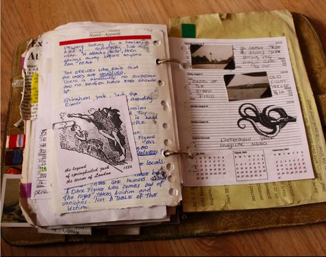 Love this!  Someone made a replica of the journal used in the tv series Supernatural. So awesome! Original post by Magoro on Deviantart. Please don't remove the original source. John Winchester Journal, John Winchester, Commonplace Book, Journal Writing Prompts, Journal Aesthetic, Sketchbook Journaling, Journal Diary, The Journal, Scrapbook Journal