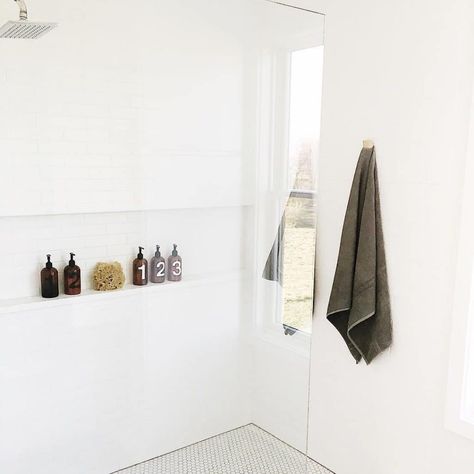 7 Different Kinds of Shower Niches (and Designing Ours!) - Chris Loves Julia Master Shower Tile, Bathroom Niche, Master Shower, Chris Loves Julia, Shower Niche, Shower Surround, Shower Shelves, Upstairs Bathrooms, Bathroom Update