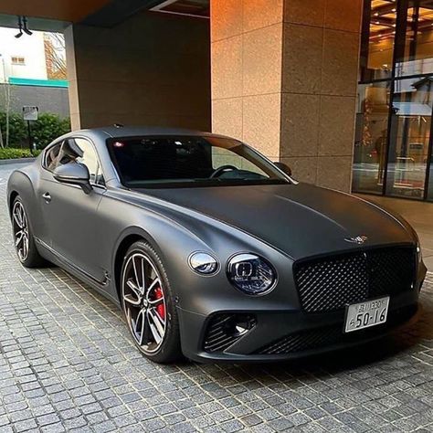 Bentley Truck, Farmhouse Fashion, Billionaires Lifestyle, Billionaire Lifestyle Luxury Living, Luxury Cars Rolls Royce, Bentley Motors, Luxury Rv, Maserati Granturismo, High End Cars