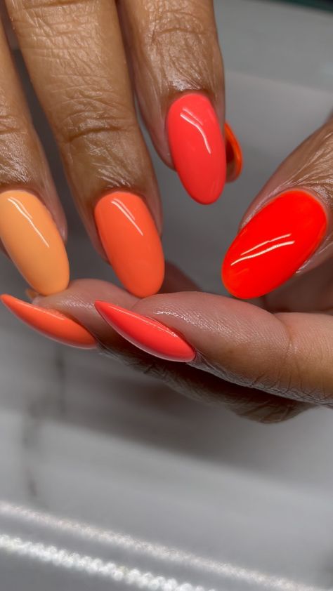 Different Orange Shades Nails, Orange Nails Different Shades, Orange Shades Nails, Shades Of Orange Nails, Red Orange Nails, Sunset Nails, Cute Nails For Fall, Nail Candy, Orange Nails