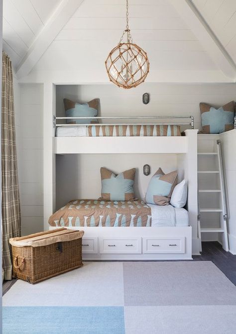 Beach Style Kids Bedroom with Built-in Bunk Beds Beach House Getaway, Bunk Beds Built In, Built In Bed, Built In Bunks, Bunk Rooms, Bunk Bed Designs, House Of Turquoise, Coastal Bedrooms, Kids Bunk Beds