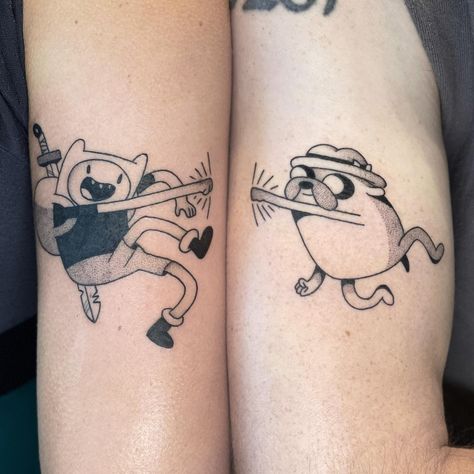 Instagram Gumball And Darwin Tattoo, Matching Anime Couple Tattoos, Cartoon Network Tattoo, Duo Tattoos, Darwin Tattoo, Bro Tattoos, Maching Tattoos, Wife Tattoo, Matching Friend Tattoos