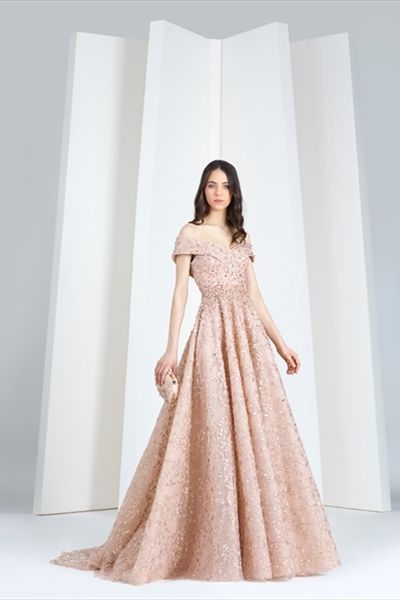 Runway Gowns, Girls Dress Outfits, Simply Dress, Dress Jumpsuit, Fancy Wedding Dresses, Tony Ward, Fashion Gowns, Fancy Dress Design, Pretty Prom Dresses