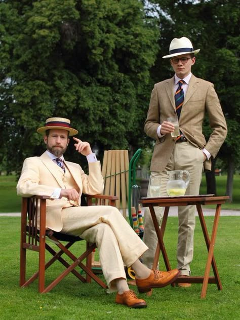 Der Gentleman, English Gentleman, Style College, Country Manor, Lawn Party, English Country Style, Men In Suits, Hipster Mens Fashion, Mens Fashion Classic