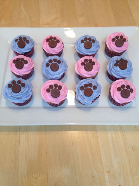 Dog paw print cupcakes Paw Cupcakes Ideas, Pawprint Cupcakes, Paw Print Cupcakes, Clifford Birthday Party, Paw Print Cakes, Paw Cupcakes, Puppy Party Theme, Slumber Party Birthday, Cake In A Cone