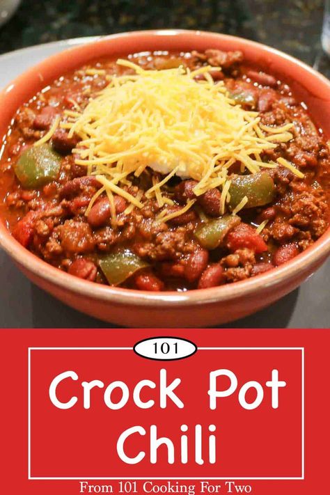 Chili For 2, Chili For Two, Ground Beef Chili Recipe, Small Crockpot Recipes, Crock Pot Easy, Hardy Meals, Mini Crockpot Recipes, Small Crock Pot, Crock Pot Chili