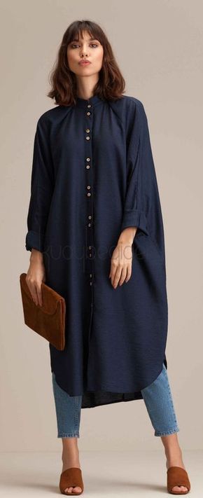 navy long sleeve cotton blended baggy long dress Estilo Hijab, Dresses For Spring, Mode Abaya, Casual Hijab Outfit, Muslimah Fashion Outfits, Hijab Chic, Muslimah Fashion, Abaya Fashion, Kurta Designs