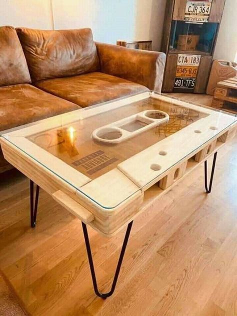 Wooden cassette table Vinyl Record Furniture, Weird Furniture, Unique Furniture Design, S Design, Cute Home Decor, Dream House Interior, Coffee Table Design, Dream House Decor, Chic Furniture