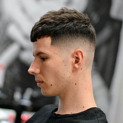 Best Short Haircuts For Men, Mid Skin Fade, 2022 Hairstyles, Undercut Fade, 2020 Hairstyles, Haircut Style, Fresh Haircut, Skin Fade, Disconnected Undercut