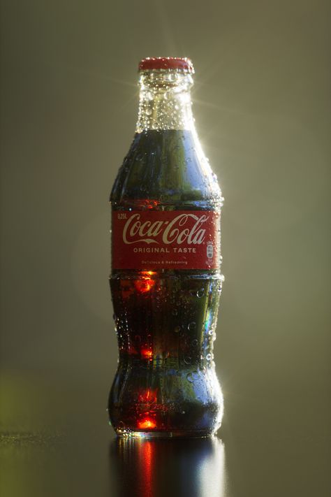 Bottle Lighting, Glass Coke Bottles, Always Coca Cola, Object Photography, 3d Motion, Coke Bottle, Dramatic Lighting, 1 Tattoo, Coca Cola Bottle