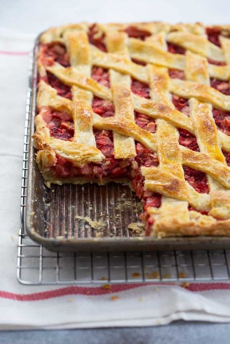 Strawberry Rhubarb Slab Pie Raspberry Rhubarb Slab Pie, Rhubarb Pie Using Frozen Rhubarb, Rubarb Recipe, Rhubarb Slab Pie, Rhubarb Pie Recipe, Strawberry Rhubarb Pie Recipe, Slab Pies, Rhubarb Bread, Fresh Rhubarb