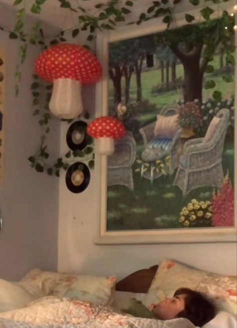 Weirdcore Room Decor, Mushroom Themed Room, Little Spaces Aesthetic, Weird Core Room, Fairy Bedroom Aesthetic, Weirdcore Room, Fairy Core Room, Mushroom Lantern, Ellie Aesthetic