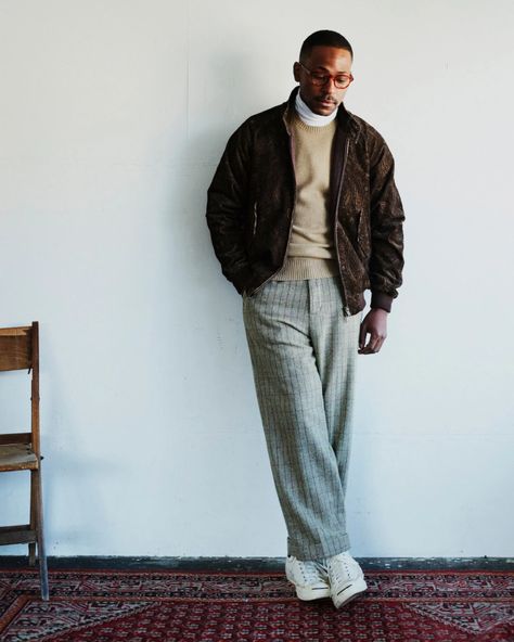 Japanese Americana, Autumn Layering, Colour Scheme Ideas, Layering Outfit, High Rise Trousers, Masc Fashion, Rowing Blazers, Functional Clothing, Ivy Style