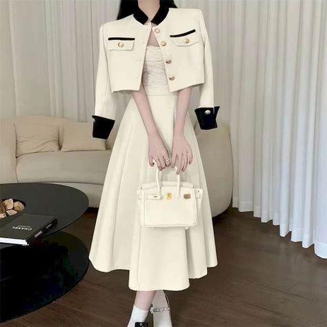 Long Skirt Suits, Suits Korean, Ladies Short Jackets, Skirt Suits, 2 Piece Sets, Flared Sleeves Top, Middle Age Fashion, Chic Shirts, Aline Skirt