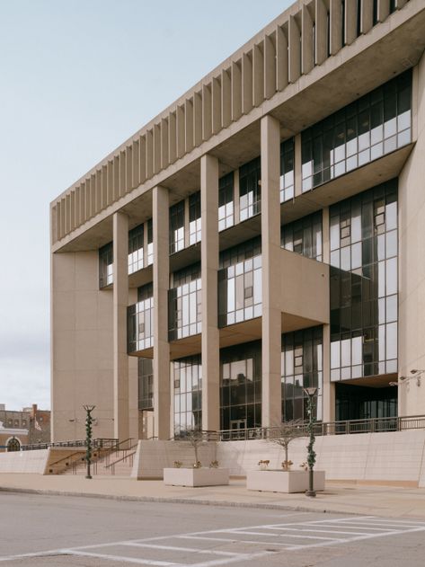 Continental Engineering (RI): Fall River Government Center - #SOSBRUTALISM Government Buildings Architecture, Socialist Architecture, Socialist Modernism Architecture, Brutalist Monuments, Brutalist Architecture Eastern Europe, Public Domain Photos, Brutalism Architecture, Fall River, Exterior Renovation