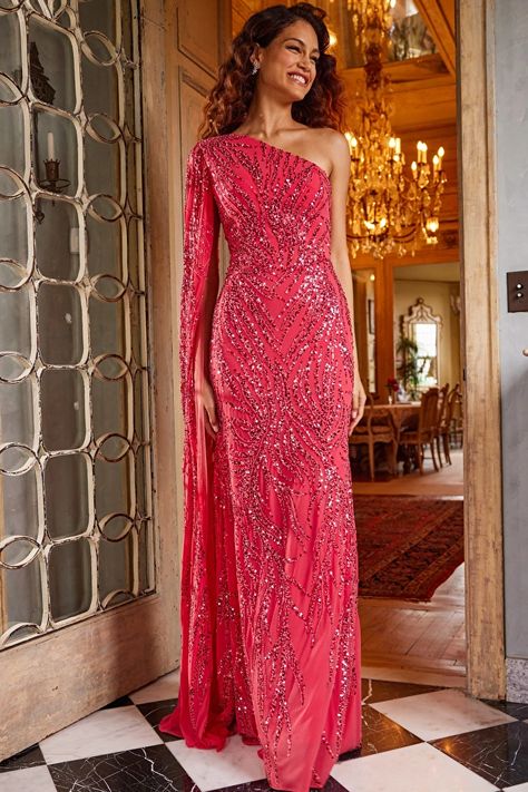 Big Sequins, Dress Display, Embellished Clothing, Short Dress Styles, Sequin Prom Dress, Unique Prom Dresses, Long Bridesmaid Dresses, Embellished Dress, Formal Gowns