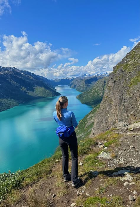 Norway model nature hiking photography Norway Photo Ideas, Hiking Picture Ideas, Hiking Norway, Water Mountain, Norway Landscape, Norway Nature, Summer Moodboard, Hiking Pictures, Nature Hiking