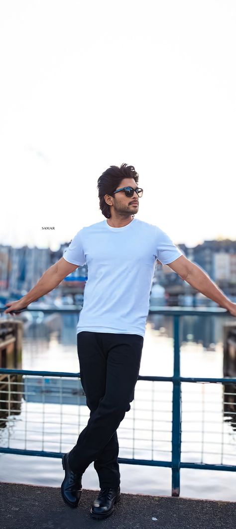 Allu Arjun Stylish Photos, Allu Arjun Outfits, Allu Arjun Photoshoot, Ala Vaikuntapuramlo Allu Arjun Images, Allu Arjun 4k Images, Allu Arjun Style, Allu Arjun Photo, Allu Arjun Hd Wallpaper, Arya Movie