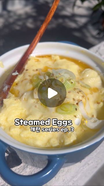 lyds | cooking & food reviews on Instagram: "I HIGHLY HIGHLY recommend eating this with rice and seaweed and optionally kimichi! So quick and delicious :DDDD 

Welcome to ep 3 of my egg series!! I’ll be giving you easy & delicious recipes to make with eggs!

You know what’s so interesting? Even with the same ingredients, steamed eggs sometimes turn out COMPLETELY DIFFERENT!!! So if you feel like your eggs don’t come out silky smooth and soft, COME BACK TMRW…. I’ll post an in depth video with tips and tricks!

There are also different kinds of steamed eggs, but these steamed eggs are sometimes referred to as PUDDING steamed eggs because they literally melt in your mouth.

Ingredients:
- 4 LARGE eggs
- 200 ml water
- 200 ml milk

I used 200 ml each, but if you don’t want your eggs too soft o Steamed Eggs, No Bake Snacks, Easy Delicious Recipes, Easy Lunches, Food Reviews, Egg Recipes, No Cook Meals, Breakfast Brunch, Baking Recipes