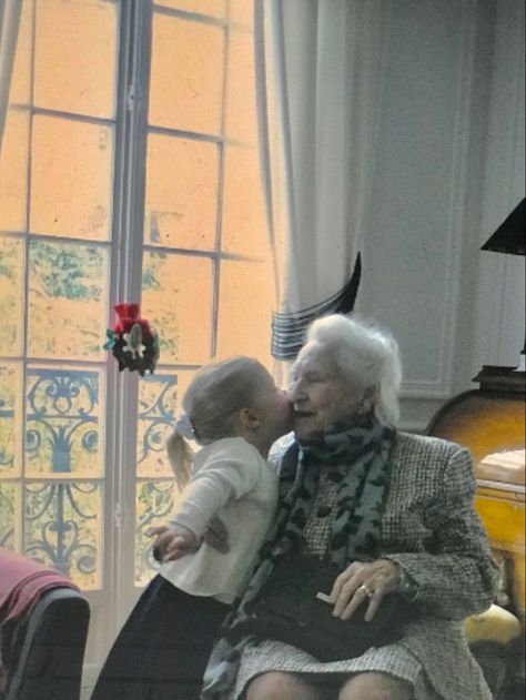 Russian Grandma Aesthetic, English Grandma Aesthetic, Grandma Pictures With Grandkids, Grandma And Granddaughter Aesthetic, Rich Grandma Aesthetic, Cool Grandma Aesthetic, Grandma With Grandkids Pictures, Elderly Aesthetic, Goodbye Grandma