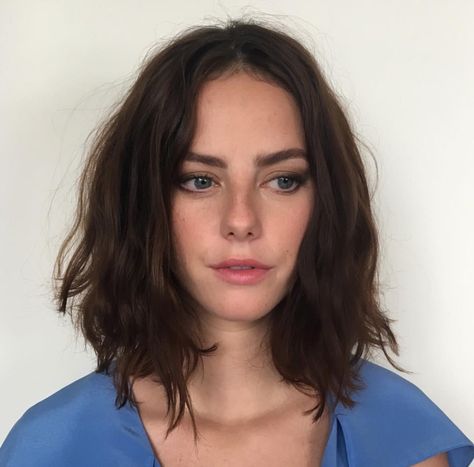 Short hair Kaya Rose Humphrey, Elizabeth Stonem, Gossip Girl Fashion Blair, Skins Uk, Kaya Scodelario, Gossip Girl Fashion, Gossip Girl, Brown Hair, Pretty People