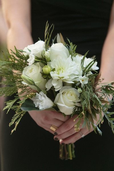 Winter wedding bouquet idea - ivory roses, mums, lisianthus and cedar and magnolia leaves {Arte De Vie} Cedar Wedding Bouquet, Train Station Wedding, Winter Bouquets, Forest Theme Wedding, White Winter Wedding, White Roses Wedding, Winter Wedding Bouquet, Bride's Bouquet, Winter Bouquet