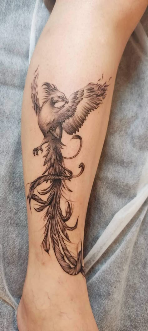 Maiden Virgo Tattoo, Phoenix Tattoo On Arm, Phoenix On Fire Tattoo, Phenix Tattoo Designs, Phenoix Tattoos Back, Phenoix Tattoos For Women, Phenix Tattoo Man, Phoenix Fire Tattoo, Fenix Tattoo Men