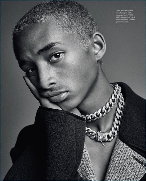 Connecting with Icon El País, Jaden Smith wears a Salvatore Ferragamo coat with his own jewelry. Winter Hipster, After Earth, Urban Fashion Girls, Urban Fashion Photography, Singing Tips, Jaden Smith, Singing Lessons, Instyle Magazine, Vogue Spain