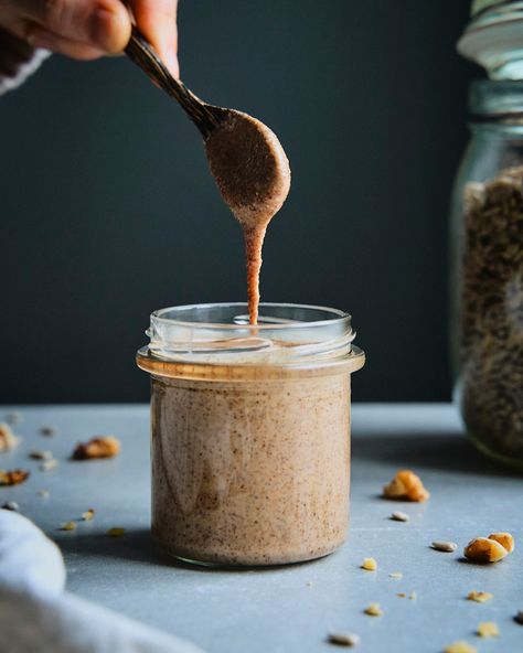 Mixed Seed and Nut Butter | Basic Nut Butter Recipe - Good Eatings Diy Almond Butter, Make Almond Butter, Almond Butter Recipe, Website Moodboard, Nut Butter Recipes, Homemade Almond Butter, Almond Butter Recipes, Roasted Almond, Toast In The Oven